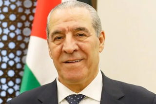 "تفاقم الأوضاع في الأراضي الفلسطينية".. حسين الشيخ يبلغ فرنسا بتأجيل الانتخابات لعدة أشهر