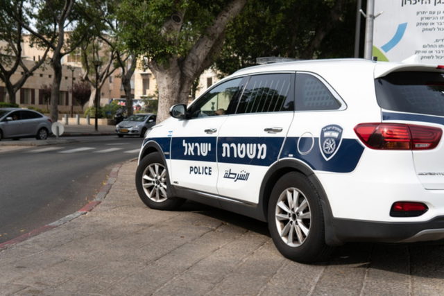 القدس: اعتقال ستة مشتبهين بالاعتداء على شاب وسرقة هاتفه
