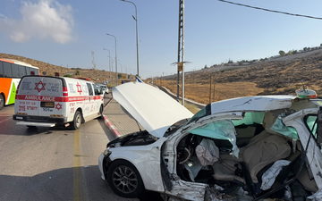 منطقة القدس: مصرع شاب (35 عامًا) إثر حادث طرق بين حافلة وسيارة قرب معاليه مخماس