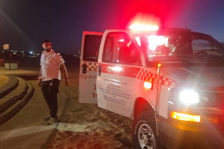 نجمة داوود الحمراء: إصابة شابين إثر تعرضهما لحدث عنف قرب مفرق دبورية
