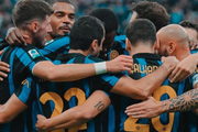 إنتر ميلان يهزم بارما بسهولة ويتصدّر الدوري الإيطالي مؤقتاً