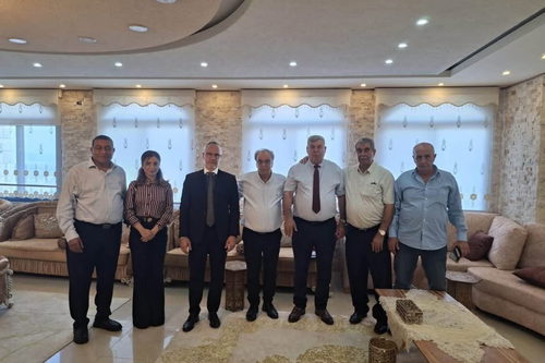 سفير سويسرا السيد سيمون غايز بوهلر يحلّ ضيفًا على قرية المشهد