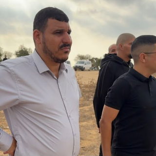 هدم مسجد وأكثر من 70 منزلًا قرب رهط.. الموحدة والمشتركة تستنكران وتحذّران من سياسات التهجير