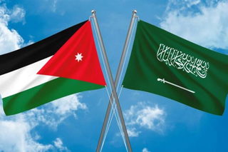 معالي المستشار تركي آل الشيخ يرد على الفنان عمر العبداللات