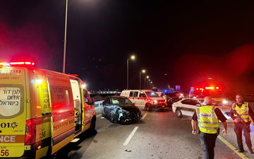 رهط: إصابة 3 أشخاص بجراح متفاوتة إثر حادث طرق على شارع 310