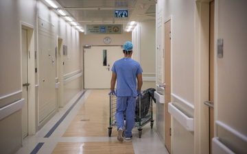 رقم قياسي في عدد طلاب الطب في إسرائيل: 1,649 طالبًا بدأوا دراستهم في العام الدراسي 2026 – ارتفاع بنسبة 82% خلال خمس سنوات