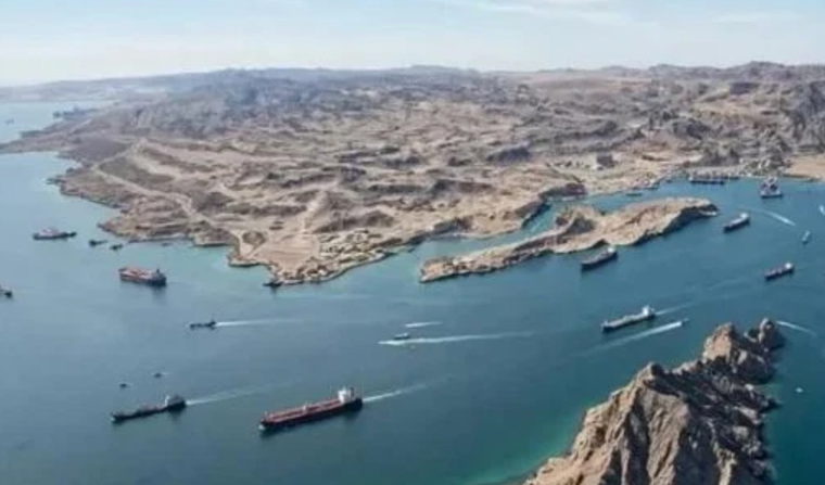 القيادة المركزية الأميركية: مضيق هرمز مفتوح أمام الملاحة رغم الهجمات الإيرانية