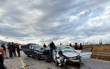 إصابة 5 أشخاص بحادث سير قرب طوبا الزنغرية بينهم عريس وعروس.. أحدهم إصابته خطيرة