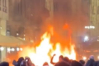 حرائق واشتباكات في فرنسا وإيطاليا.. احتجاجات غلاء المعيشة تتحوّل إلى مواجهات عنيفة