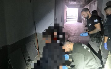 مداهمات في كريات آتا والمنطقة: اعتقال 5 عمال من دون تصاريح وإصابة شرطي بدهس دراجة نارية