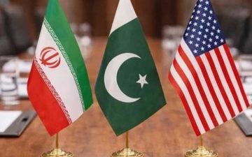 قائد الجيش الباكستاني يزور طهران غدًا لبحث التطورات الإقليمية والوساطة بين إيران والولايات المتحدة