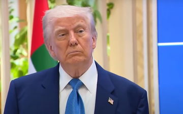 ترامب: نوجه ضربات قاسية لإيران اقتصاديًا وعسكريًا ونجري مفاوضات مع روسيا بشأن ملفات عدة