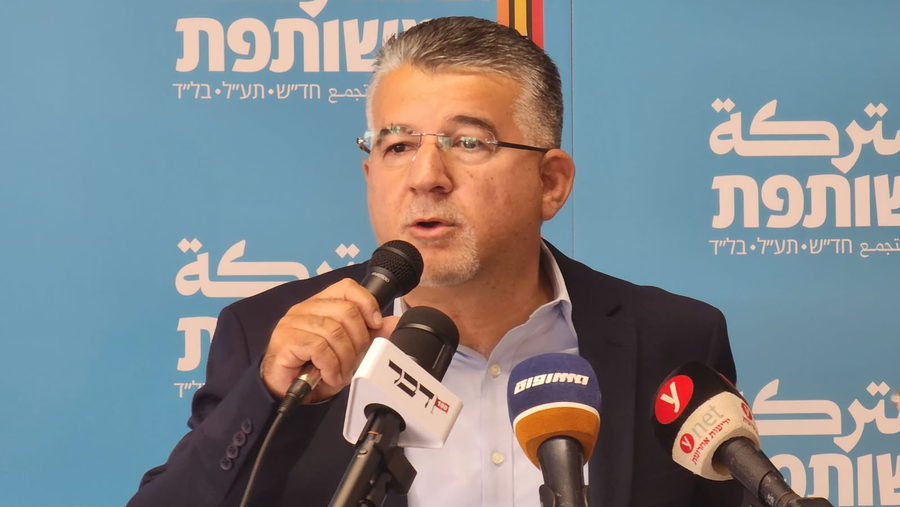 إنطلاق المؤتمر الصحفي للقائمة المشتركة لعرض برنامج العمل "شبكة أمان لشعبنا": نسعى لتعزيز حضورنا على الساحة الدولية