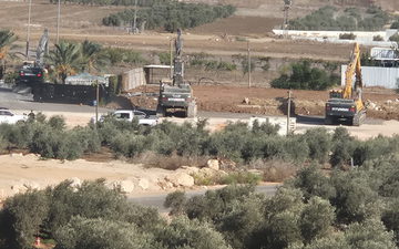 اندلاع مواجهات بين الشرطة والأهالي في ديرحنا خلال هدم قاعة أفراح