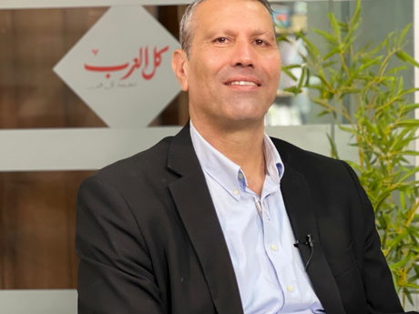 رئيس مجلس يافة الناصرة ماهر خليلية في حوار لـ"كل العرب": ميزانية متوازنة بـ165 مليون شيكل وكامبوس بلدي عصري.. انتخابات الكنيست "حالة طوارئ" تستوجب نسبة تصويت تفوق 70% لإسقاط اليمين المتطرف