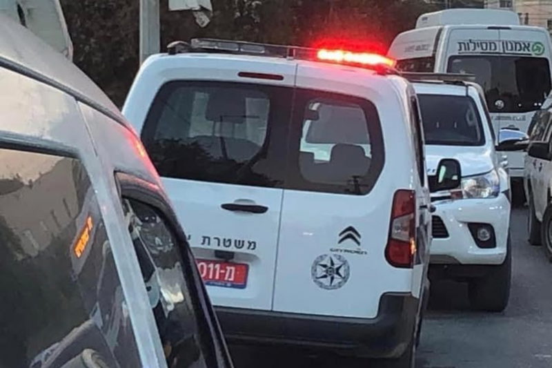 إصابة شاب بجروح خطيرة في جريمة إطلاق نار بحي الجواريش في الرملة على خلفية نزاع دموي