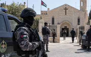 ارتفاع حصيلة قتلى إطلاق النار داخل كنيسة في الأردن إلى 8 أشخاص