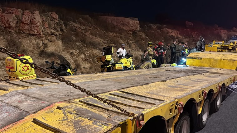 شارع 465: مصرع شخص وإصابة اثنين آخرين في حادث طرق مروع بالقرب من عابود