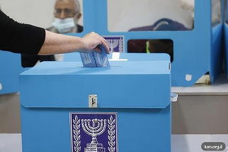 رئيس لجنة الانتخابات يطلب ردّ نتنياهو والمستشارة القضائية بشأن اجتماعه المرتقب مع مفوّض الشرطة