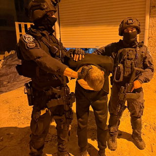 اعتقال 3 فلسطينيين من الخليل بشبهة التحريض ودعم حماس عبر مواقع التواصل