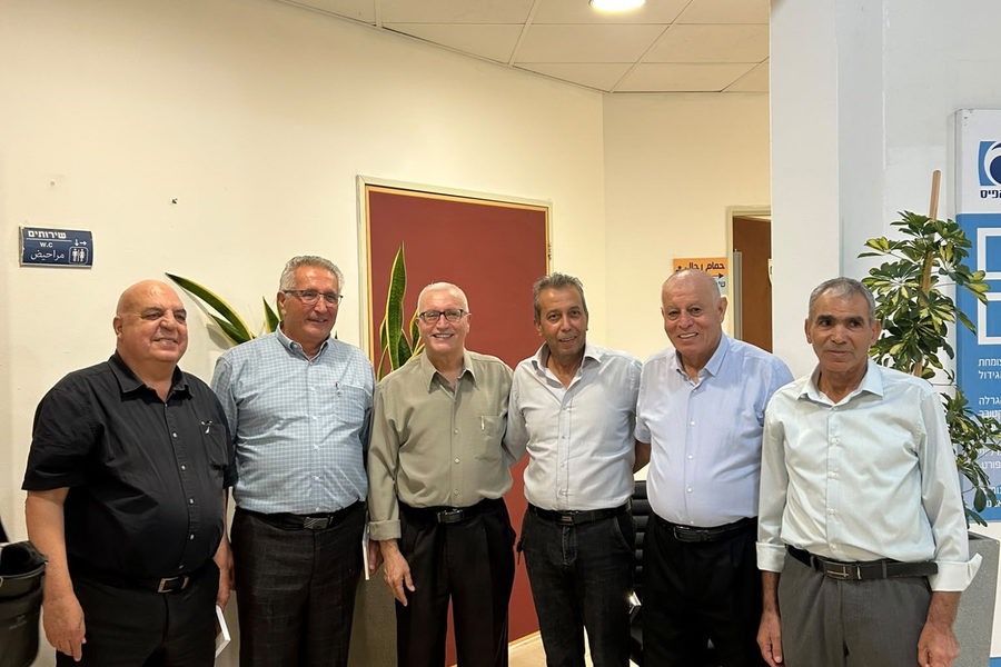 أمّ الفحم تحتفي بالمؤرّخ الباحث وجدي حسن جميل في أمسية إشهار كتابه عن النقابي الفلسطيني سامي طه