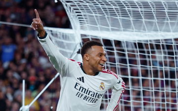 ريال مدريد يحسم الكلاسيكو بثنائية مبابي ويلحق أول هزيمة ببرشلونة