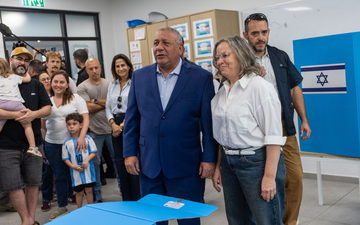 آيزنكوت: العينات الانتخابية تعكس انعدام الثقة بنتنياهو وسأعمل فوراً لتنفيذ قرار الشعب