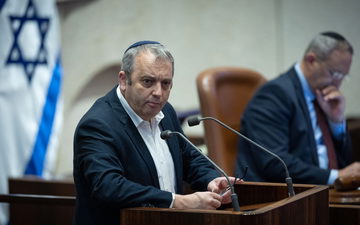لنرفع رؤوسنا وننتظر النتائج النهائية لفرز الأصوات.. لن نتخلى عن الدولة