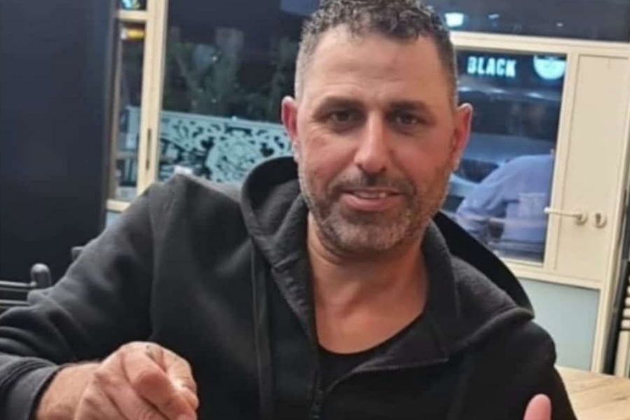 عرابة: مقتل معروف يحيى كناعنة (47 عامًا) إثر تعرضه لإطلاق نار أثناء توجهه إلى عمله