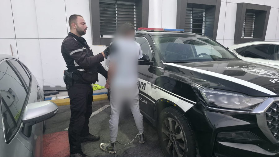 حولون: اعتقال رجل (40 عامًا) بشبهة تعذيب كلبه