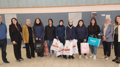 مع اقتراب فصل الشتاء: جمعية الروح الطيبة تطلق استعداداتها لمبادرة "عناق الشتاء" لتوفير المعاطف للعائلات المحتاجة في المجتمع العربي