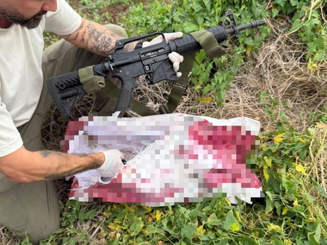 ضبط بندقيتي M16 وأكثر من ألف طلقة ذخيرة في مخزن أسلحة بكفر مندا